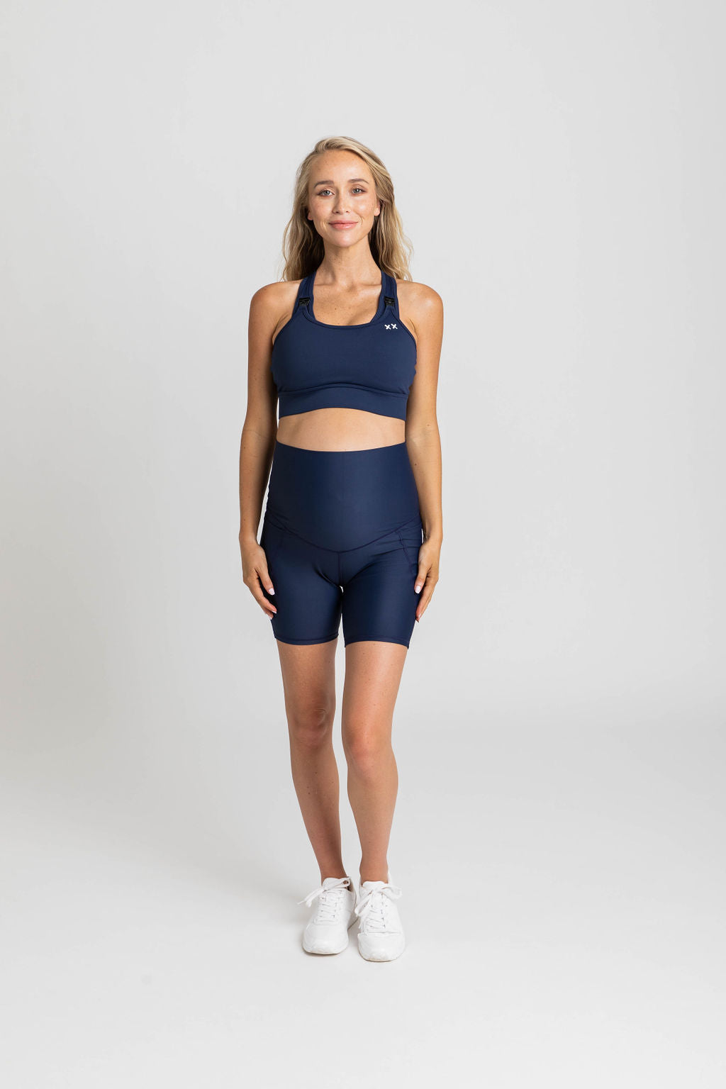 Activewear and Nursing Bras for Pregnant and Breastfeeding Mamas – Kiss  Active