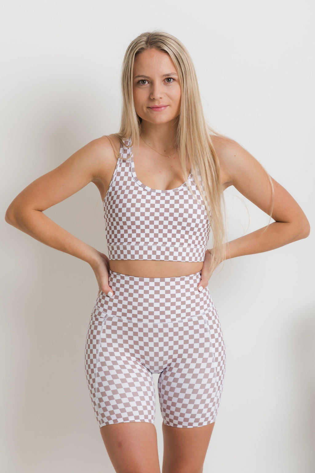 She Moves - Maximum Support Sports Bra - Cappuccino