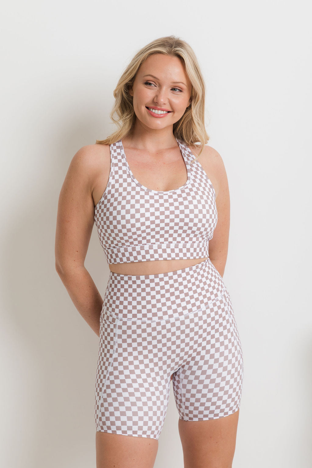 She Moves - Maximum Support Sports Bra - Cappuccino