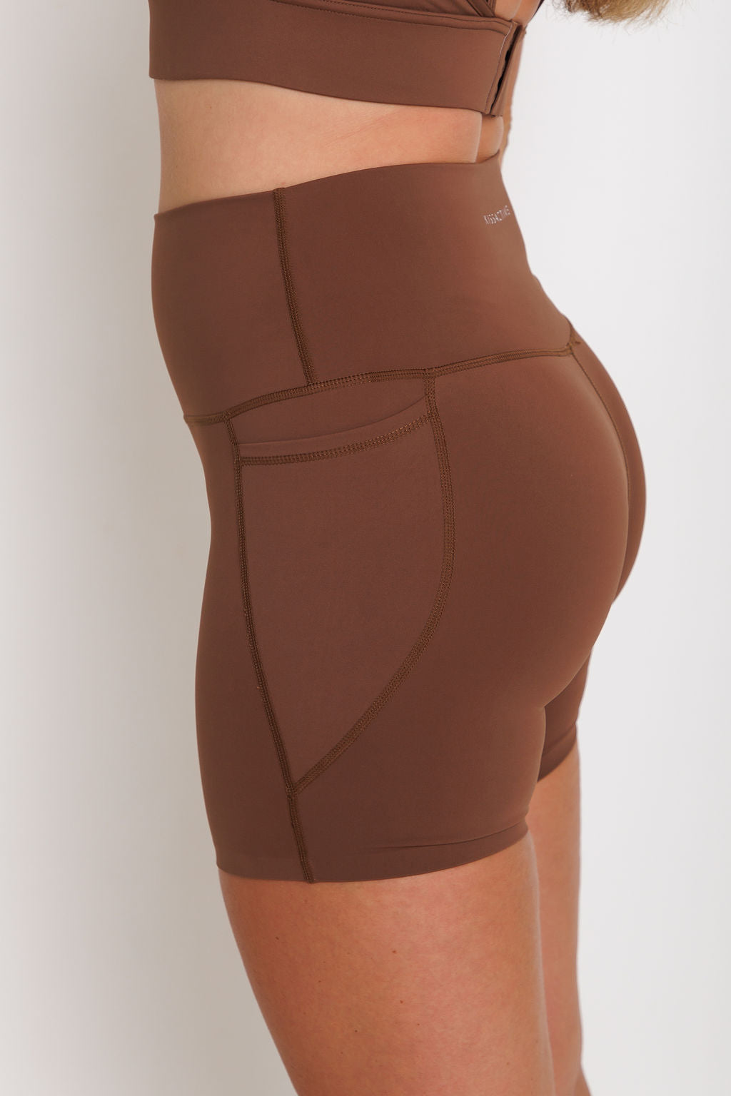 The Form Short - Hot Chocolate