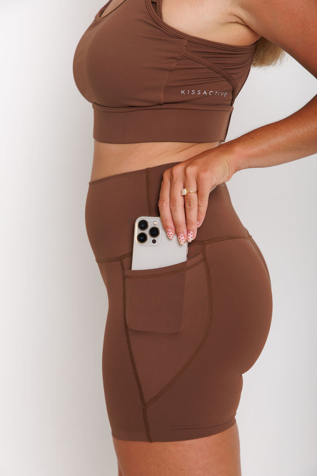 The Form Short - Hot Chocolate