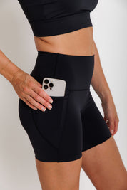 The Form Short - Midnight Black