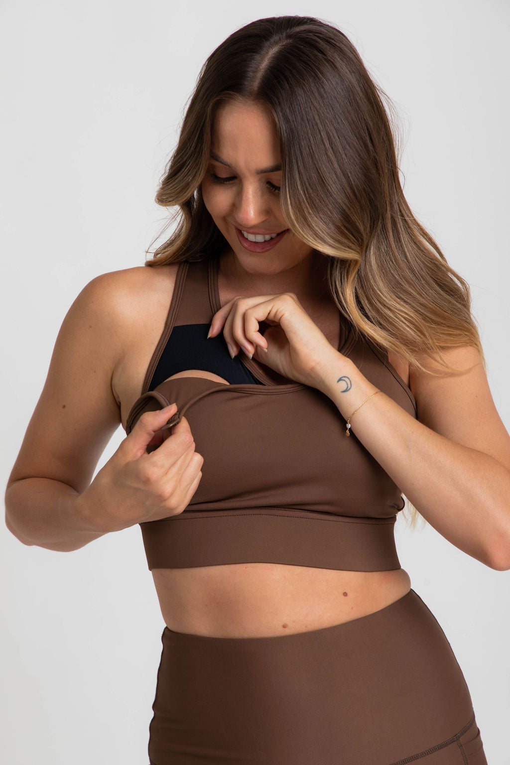 Nursing friendly sport bra by Bao Bei Maternity