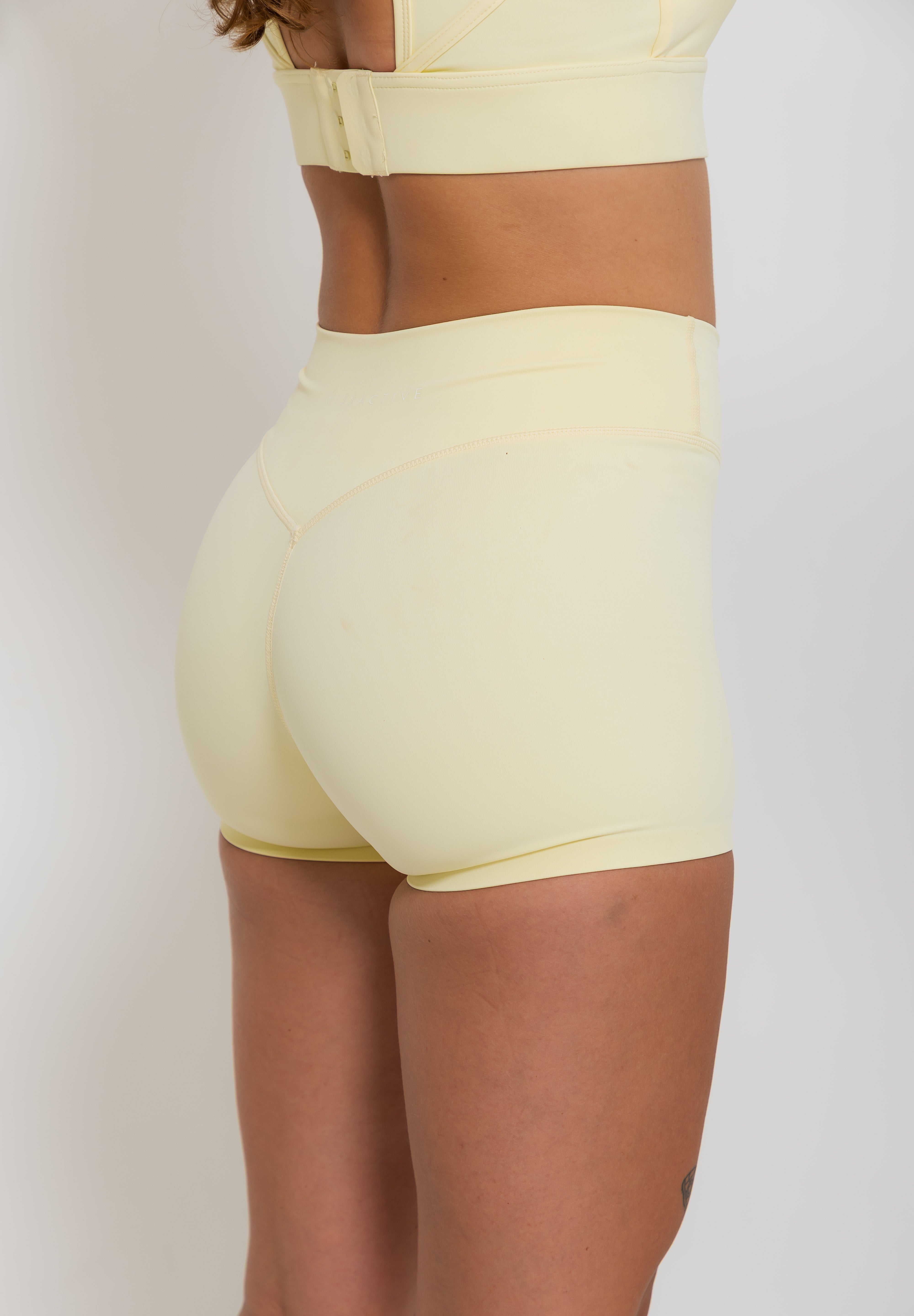 The Sculpt Short - Sunshine